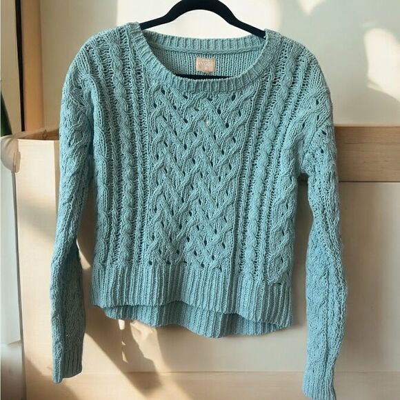 Aero Hygge Sweater - Picture 1 of 5